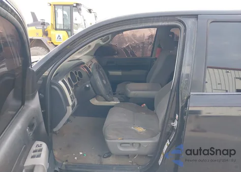 2007 Toyota Tundra Sr5 5.7L V8 from USA, damaged, VIN 5TBEV54117S460937